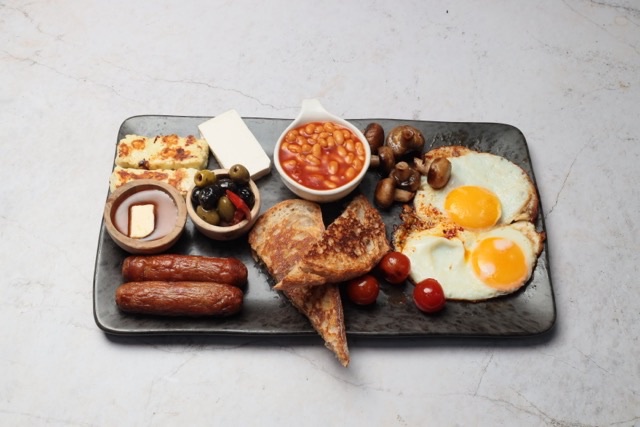 Cook Bee breakfast platter